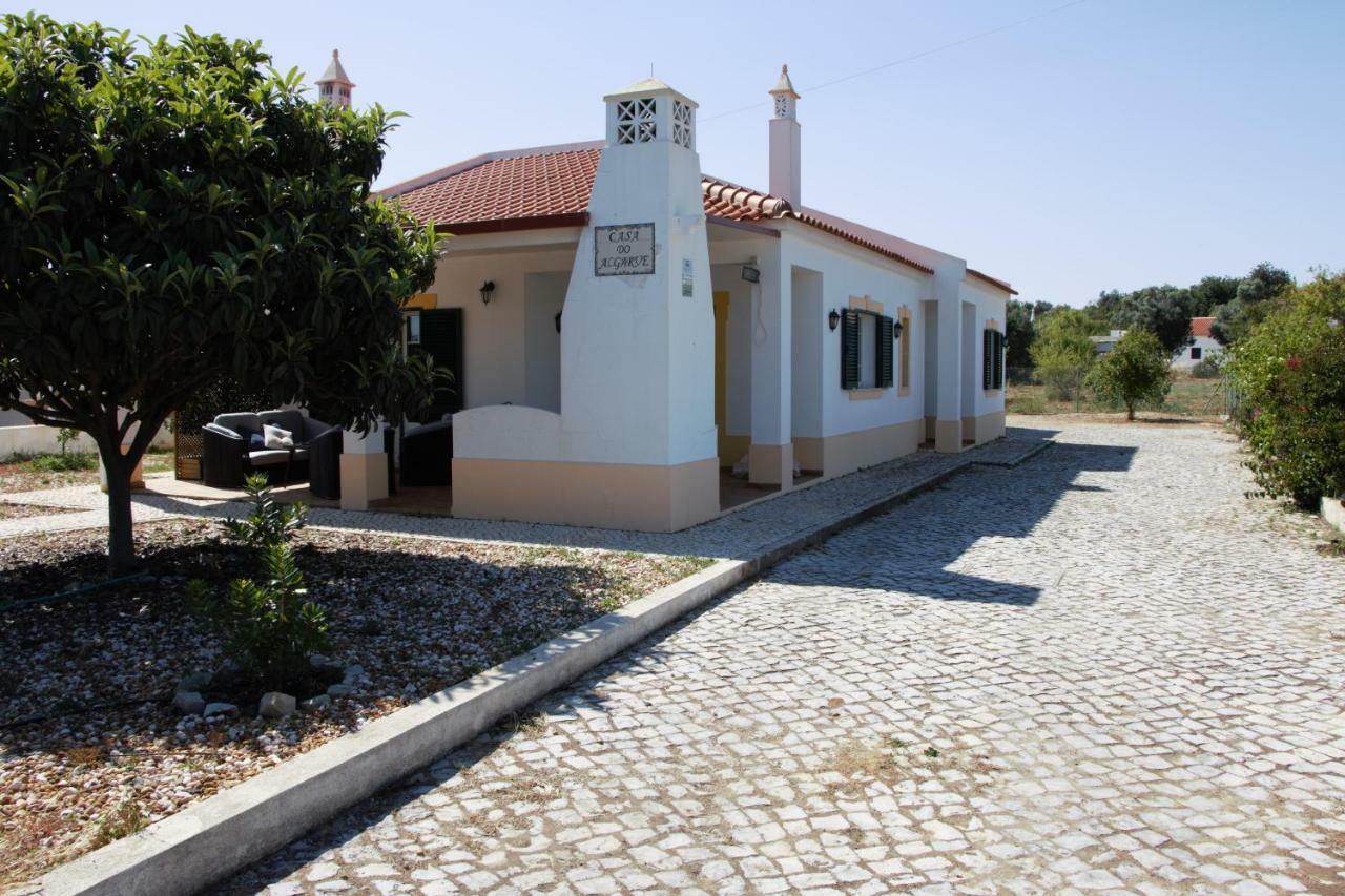Guest House Alfarrobeiras Albufeira Eksteriør billede