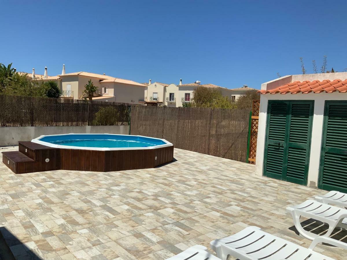 Guest House Alfarrobeiras Albufeira Eksteriør billede