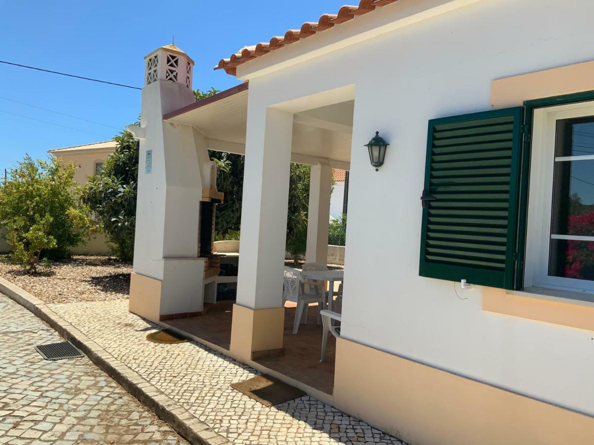 Guest House Alfarrobeiras Albufeira Eksteriør billede