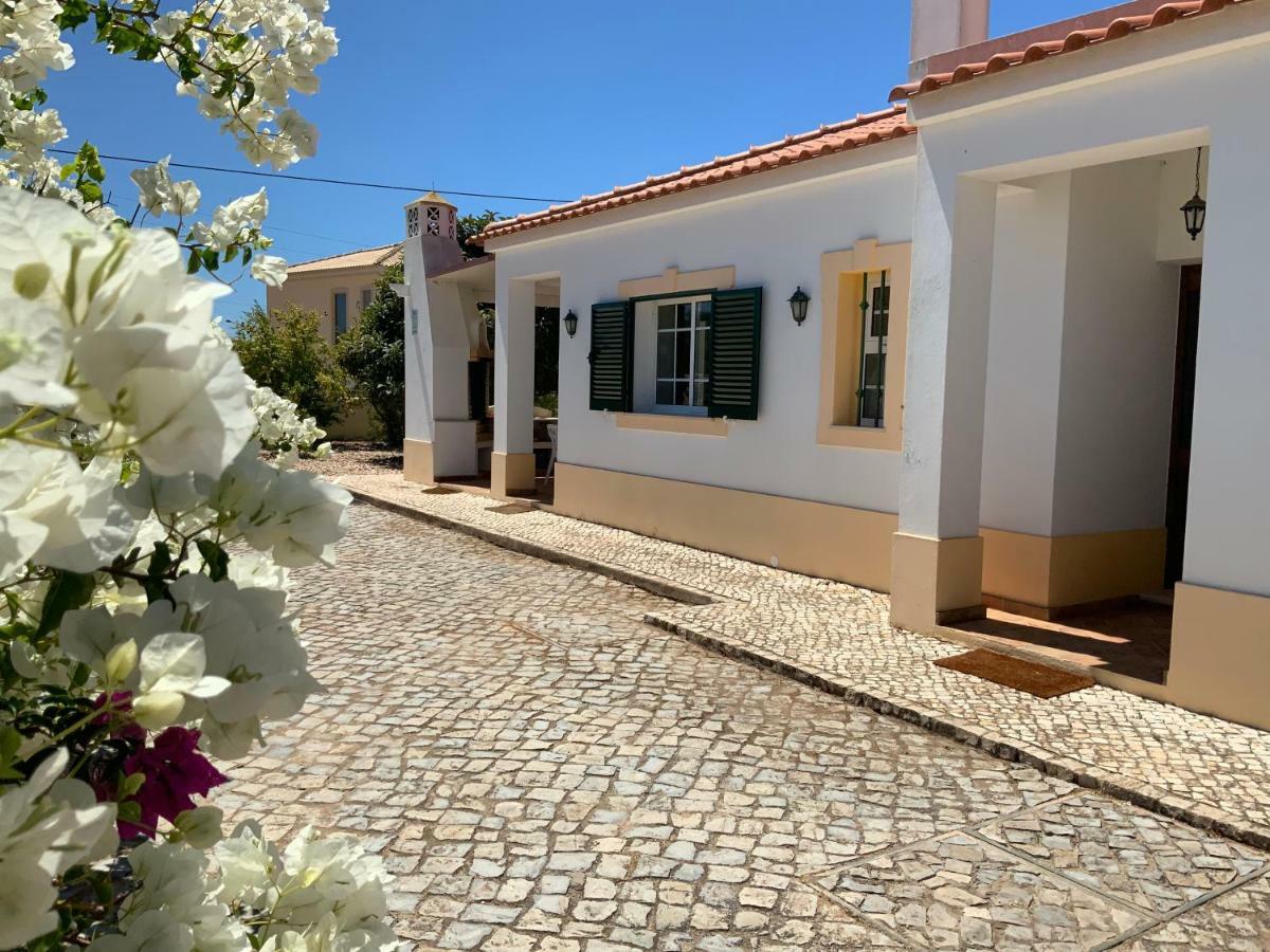 Guest House Alfarrobeiras Albufeira Eksteriør billede
