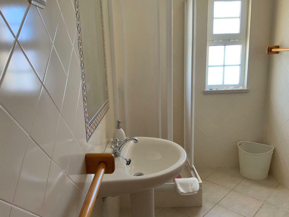 Guest House Alfarrobeiras Albufeira Eksteriør billede